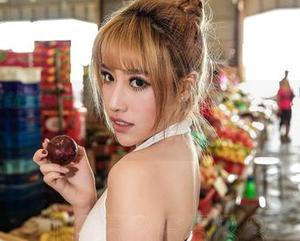 AISS爱丝(钻石版) – 光线不敢靠近的松果儿，钻石特辑无圣光合集，珠光宝气的一分钟
