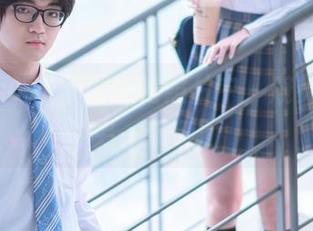 从Akisoso秋楚楚的照片中，窥见女王的另一个侧面