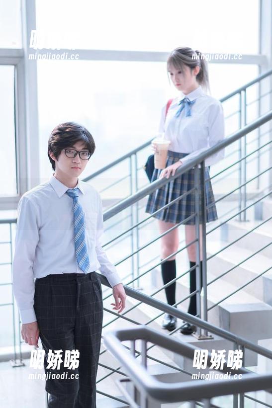 从Akisoso秋楚楚的照片中，窥见女王的另一个侧面
