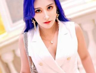 Feilin嗲囡囡 – 学妹合集：SiByl李思宁，我怎么看这个女孩儿总觉得是从二次元跑出来的？
