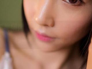 GIRLT果团网 – 靠谱的全套写真，周妍希和内衣的微妙关系。