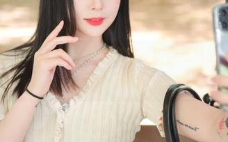 Jang Joo(장주)的护士写真资源：给你热烈的关怀，让你追得更猛！