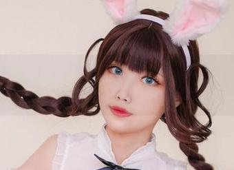 不得不说，KaYa萱在TaihouWeddingDress里的美图…土到不行。