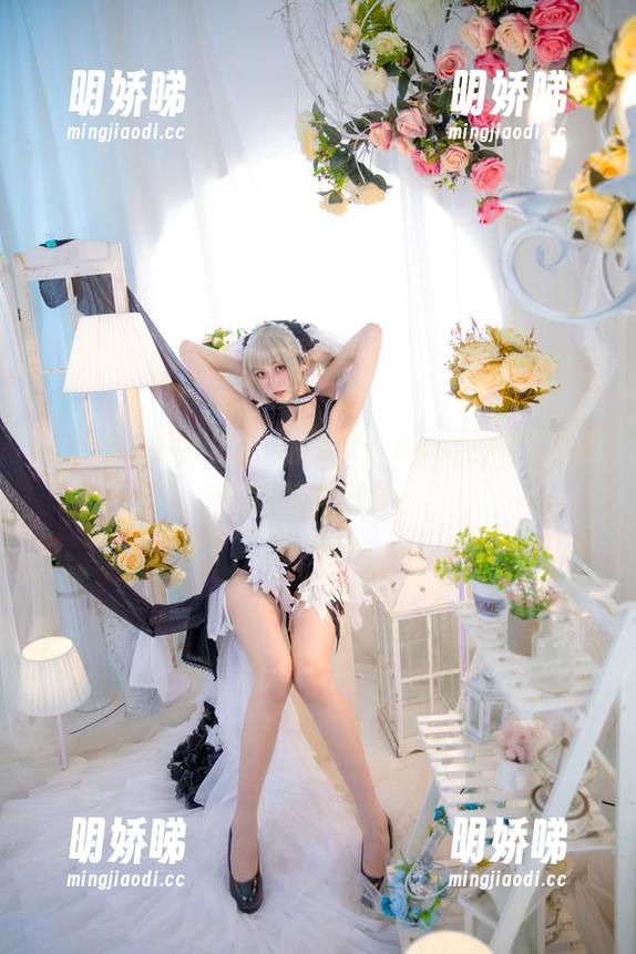 Luisa_零纱 Luisa_零纱的户外联欢,cos照片带来的都是满满好奇!
