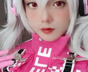 Messie Huang的花嫁高清合集：这衣服还可以再成立个婚纱歌唱团！