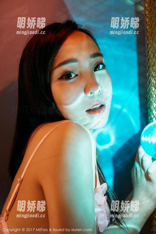 MiiTao蜜桃社-梦乃Mandy MiiTao蜜桃社 - 梦乃Mandy的自拍日常:图包里的一地灵魂小碎片