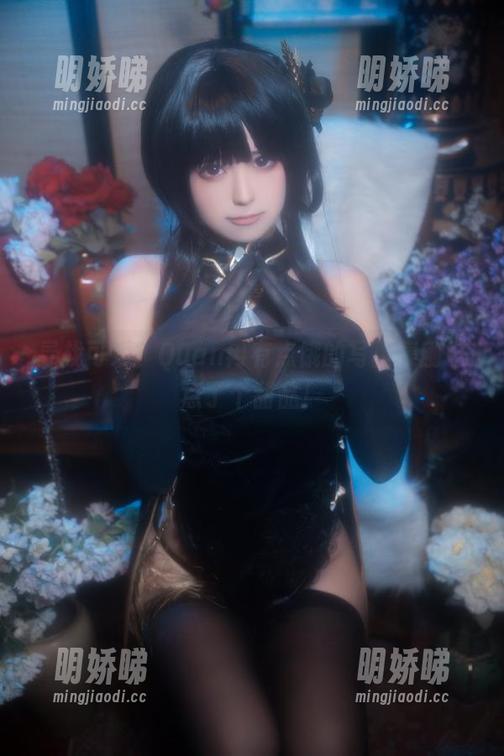 寻找可爱？Quan冉有点饿的写真集刚好点了个甜品！