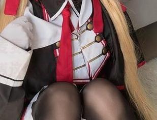 Seele麦麦在黑希旗袍中恣意挥洒，想知道这些写真会让我掉几斤？