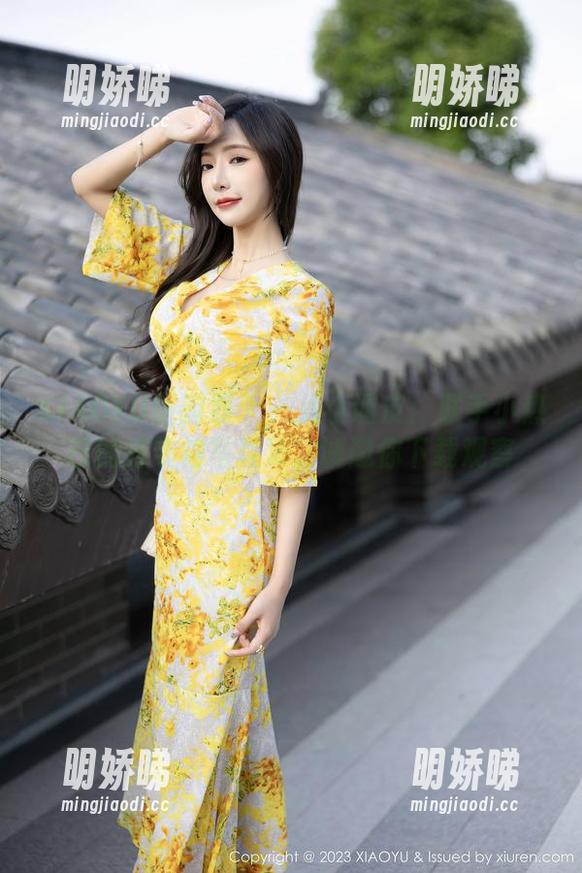 XIAOYU语画界 - 一点小调皮：联手小热巴的连衣裙写真集，诚邀你下载观察