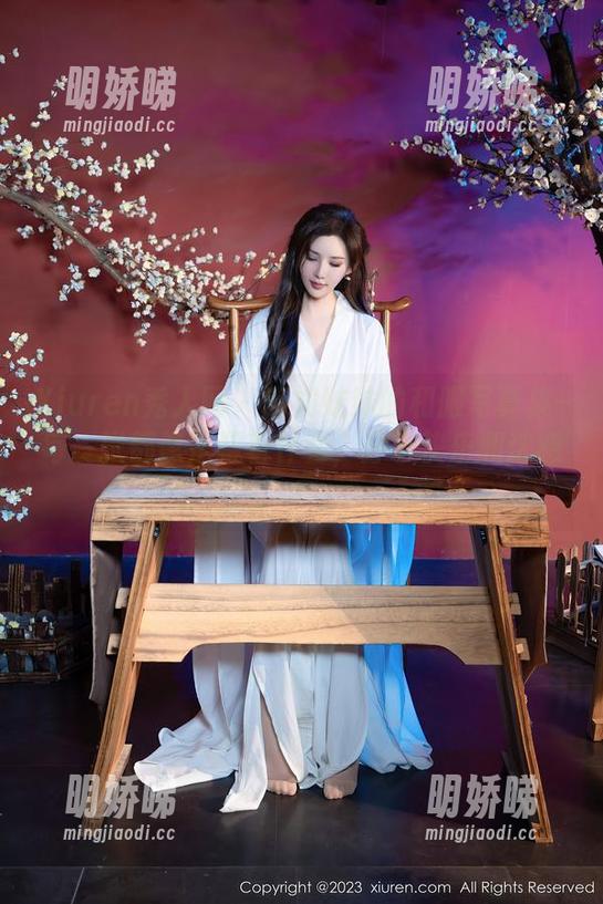 Xiuren秀人网 - 南初妹妹的和服写真集–每一张都像是藏着什么，分享快乐和迷惑！