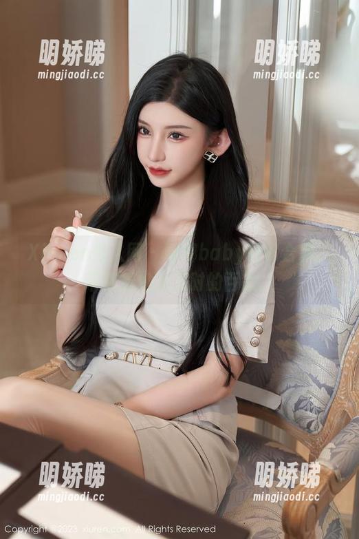 Xiuren秀人网 - 娜娜baby日常合集，带你看她发呆时的百态。
