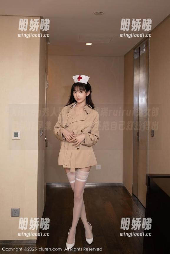 Xiuren秀人网 - 喏，瑞瑞ruirui兔女郎最新作品集，这次居然还把自己打扮得出乎意料。