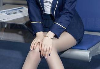Xiuren秀人网 – HD苏曼兮制服壁纸，你以为只是好看？其实还有一种…别的感觉。