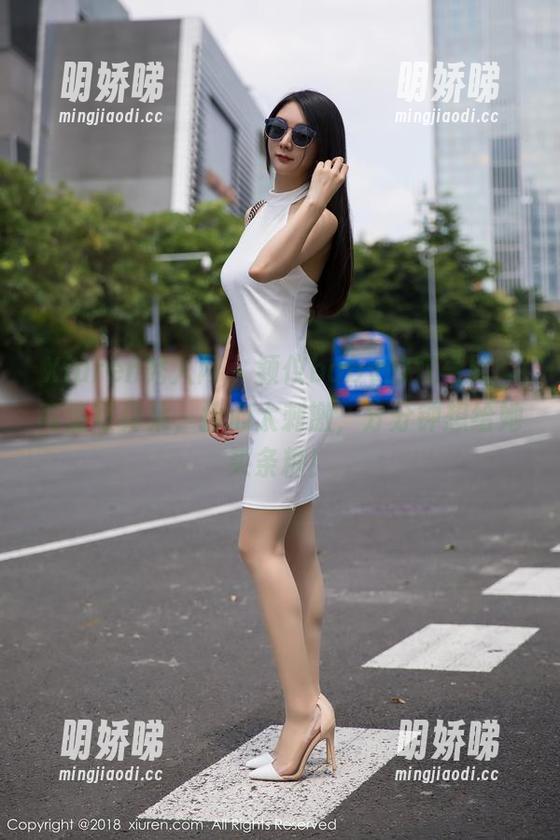 Xiuren秀人网 - 颖仪baby的双马尾：高清写真集，捧心太刺激，分分钟想给她买条糖！