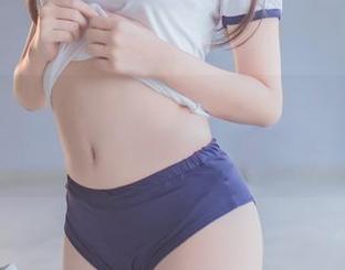 Yoko宅夏图包好滋味，水手服黑丝可是个经典，整装待发下载去吧！