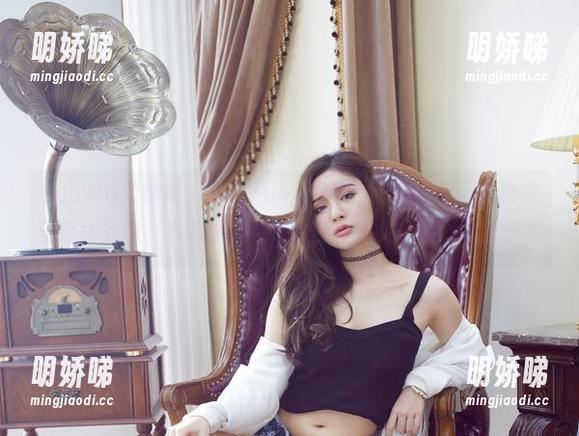 YouWu尤物馆-悦儿Yuky YouWu尤物馆 - 悦儿Yuky推荐:连衣裙穿上就能立马变女主角,下载试试看,可能会撞见你的白马王子?