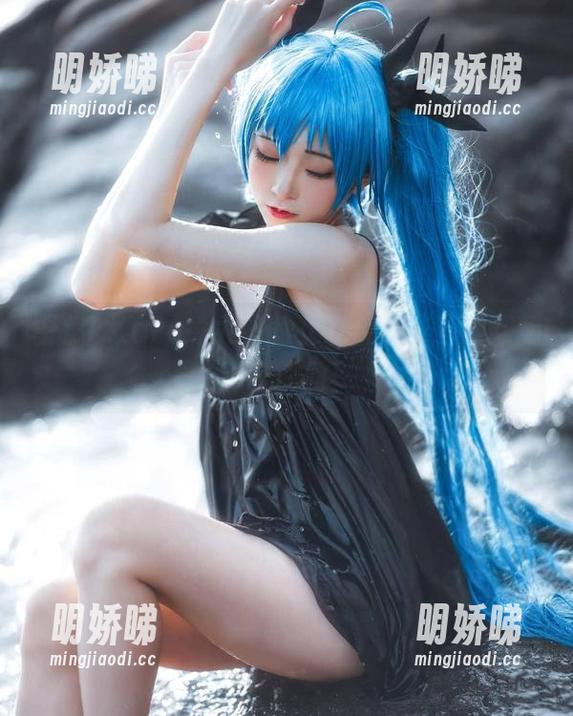 聚焦kitaro绮太郎的女友合集，随便翻翻正好解闷！
