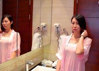 pans – 新鲜出炉的思思内衣图集：让你的假想力来一次大冒险！