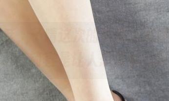 丽柜 – 哇，子晴这次的死库水原图更新，绝了，简直是让人想多看几眼。