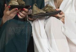 丽柜ligui – 随便翻翻，结果被甜甜美束的写真资源彻底俘获