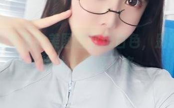 亚马逊鲶鱼的美图这次玩白色，别样的气场让人想停下来