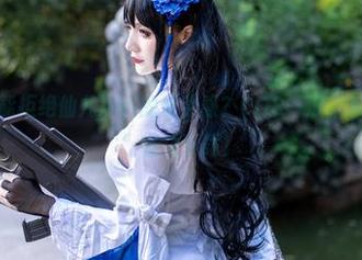 有哪个水手能拒绝仙九Airi的水手服？COS一波，水下的‘情愫’随之下载！