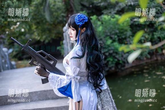 有哪个水手能拒绝仙九Airi的水手服？COS一波，水下的‘情愫’随之下载！