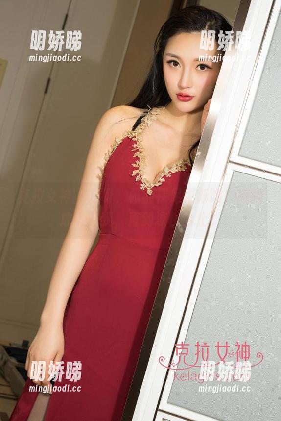 克拉女神 - 哎呀，雅楠裸足更新啦！继续放飞自我，直到凉快为止。
