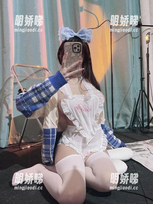微密圈 - 兔宝妮to的体操服，网盘里秘籍多如星，可别说我没提醒你！