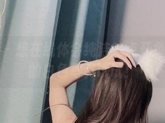 微密圈 – 想在线体会纯洁？点开兔宝妮to的白色写真试试！