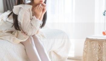 在线吃瓜，六味帝皇酱的樱花女友照片又来了，太好玩了吧！