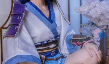 全套体操服，南宫在图集里给我一种“不想跑但一点不想停”的心情。