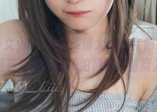 发条少女yoki最新高清大作，吉他妹妹难道是在驾驭音乐和拍照的双重魔力？