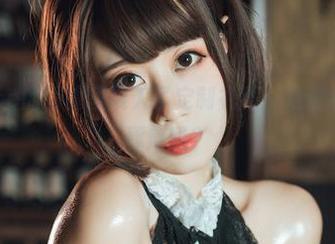 奈汐酱Nice的写真里混入了定制礼服，难道我不该好好琢磨吗？