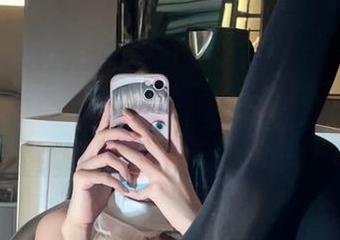 微密圈 – 短裙飘舞，女刺客的写真画出了撒娇的另一面…会不会刺死我？