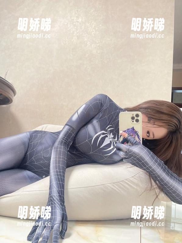 微密圈 - 红皮衣合集在线！奶宝妹纸，把我看懵了。