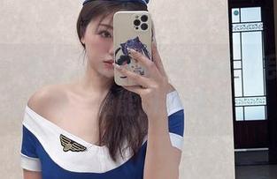 微密圈 – 最新写真：奶宝妹纸的毛衣大作战，谁能抗拒呢？