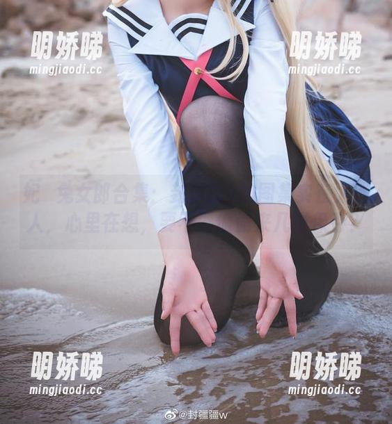 妃咲兔女郎合集：封疆疆v的图集实在太迷人，心里在想，要不要偷偷来几张保存？