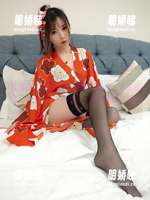 找到小女巫露娜短裤的在线合集，猜猜我看了多久，哦，不要问，我已经忘了时间了。