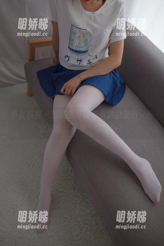 少女秩序 - 职场也可以有小满的美图，办公室随便下载，你敢吗？