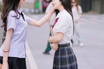 尤蜜荟 – 今天的图集更新又是战姝羽Zina的秘书，有种微妙的职业吸引力！