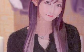 我再也无法集中注意力了！月城委员会的透明写真，图库值的每一个像素！