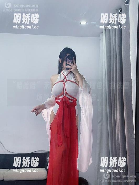末夜787 “哈哈哈”末夜787的舰长图包,食铁兽场照看得我不断回眸。