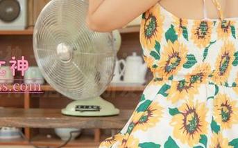梦丝女神 – 原图分享：你相信吗？璇璇的小黄鸭帽居然能引发如此多的脑洞？