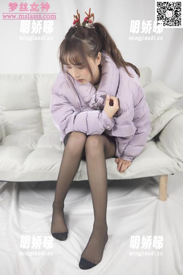 梦丝女神 - 原图在这！诗琪的腿纤细得我差点以为看到了动画片里的角色，真可爱。