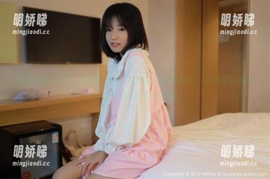 模范学院-李雅柔182CM 模范学院 - 瞧!李雅柔182CM的这个居家系列,高清到让我开始思考我的室内装潢问题。