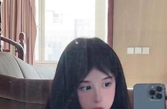 微密圈 – 沈汝凡超哇塞的私拍小宇宙：一点光，一点影，女神形象随时上天！