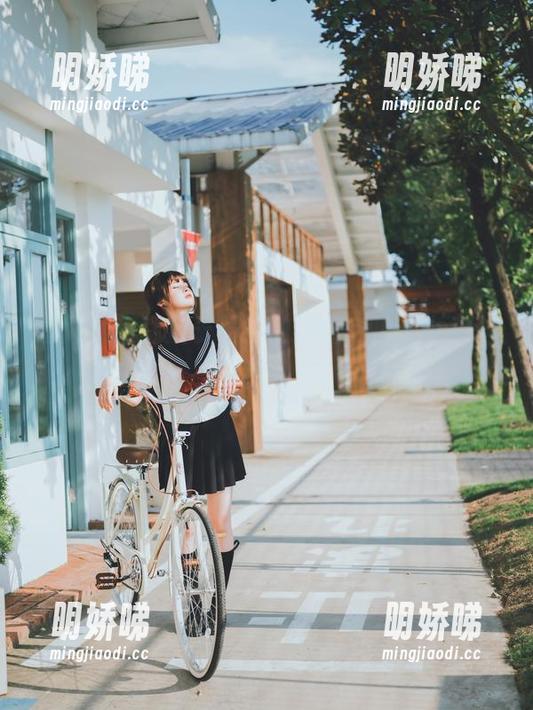 请欣赏河豚抚子最新的美图，那个女孩至今挂念！