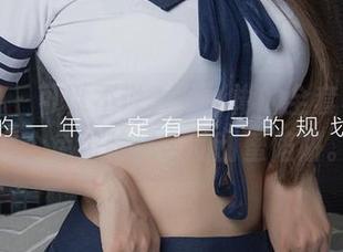 爱尤物 – 可以不说，刘彬彬的全套写真就是个色香味俱全的甜蜜陷阱。