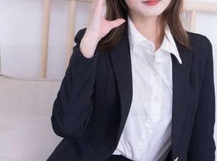 物恋传媒 – 小晴的私密内衣套图，难道这个搭配是为了别的？